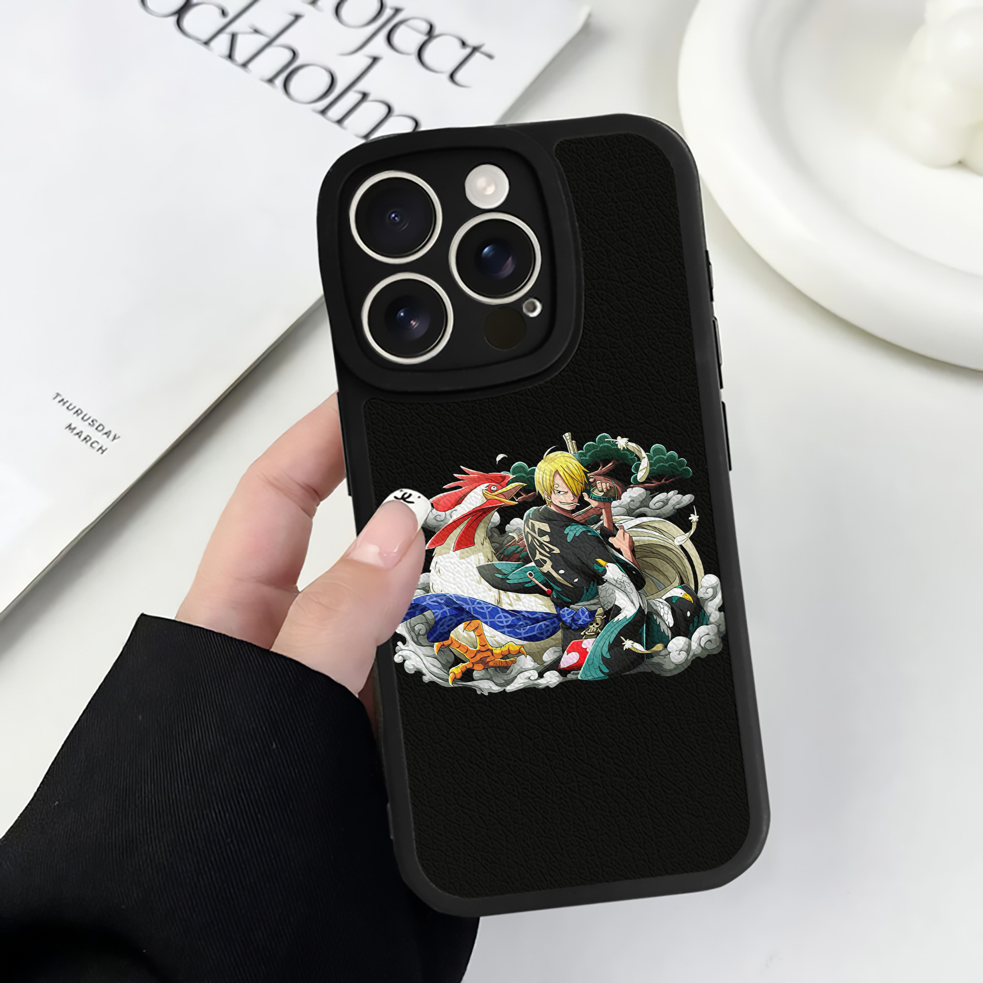 （画像用） ワンピース サンジ ONE PIECE Sanji 【iPhone 16シリーズ対応】シリコンスマホケース（レザー調） 材質：シリコン